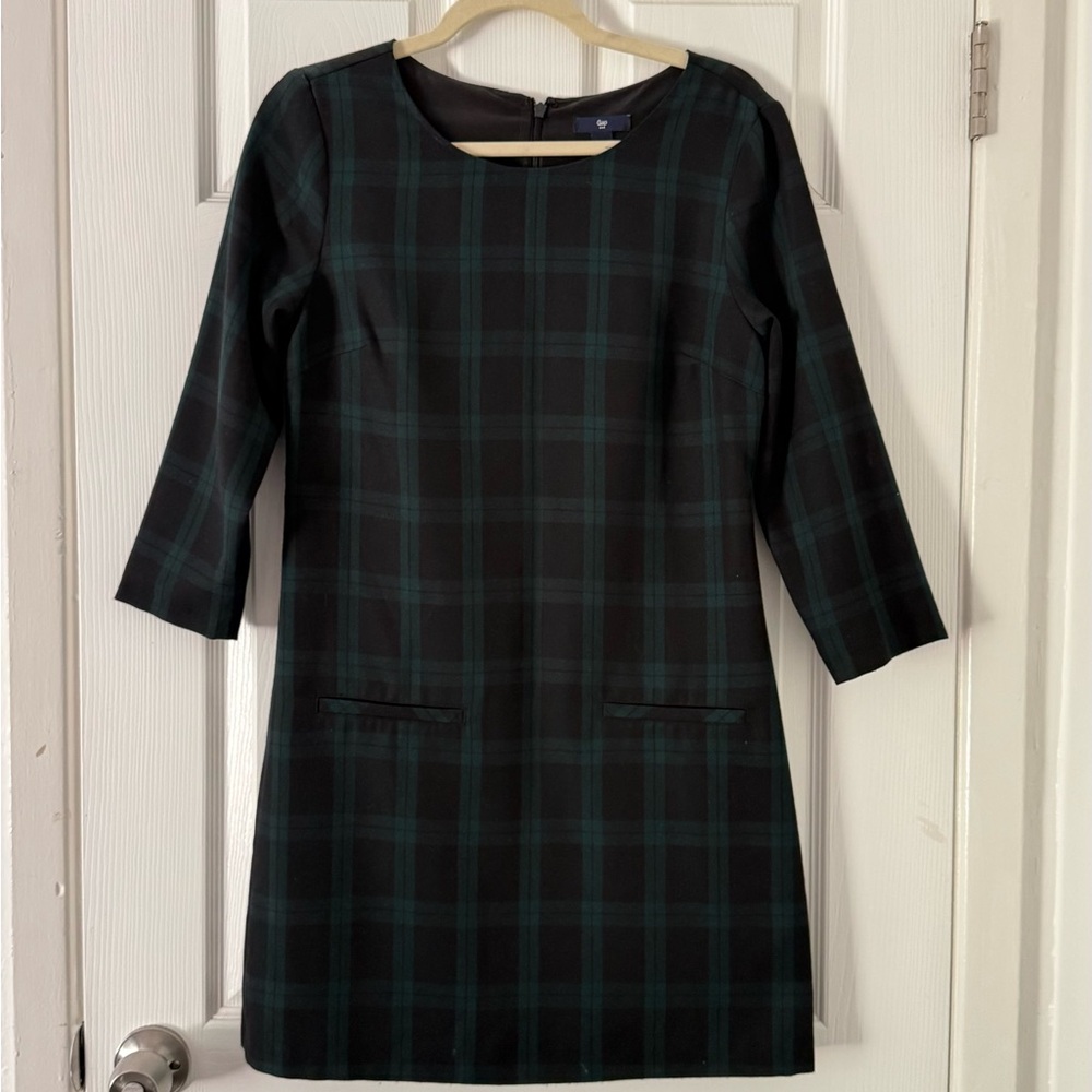 GAP Black and Green Plaid Long Sleeve Dress